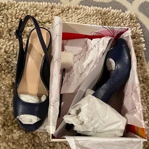 Navy blue low heel Brand New!